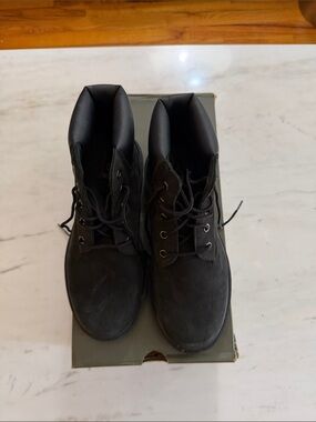 NWT Timberland Kid’s Black Lace-Up Boots